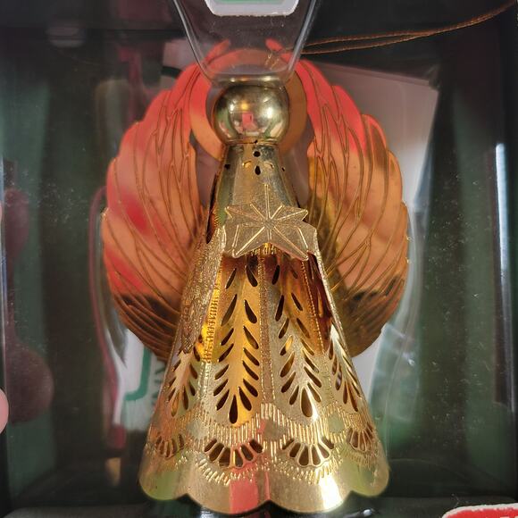 Vintage Hallmark Keepsake Magic Lighted Brass Angel Ornament Heavenly Glow 1988 - Picture 2 of 8